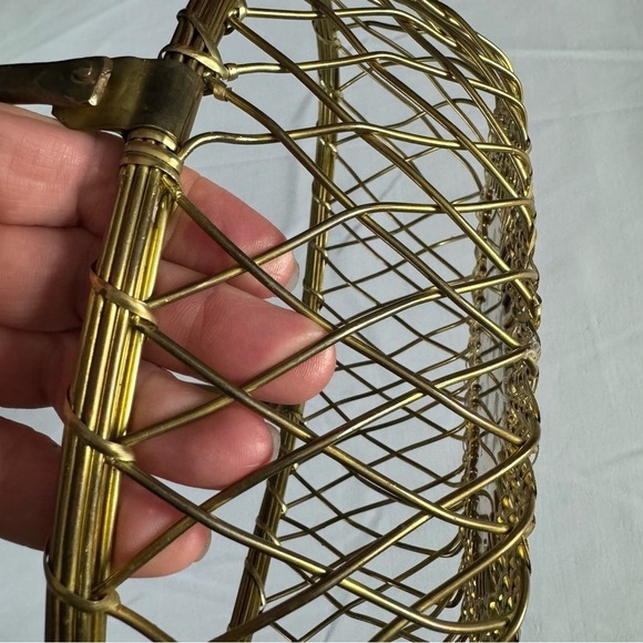 Vintage Wire Fruit Basket - Picture 5 of 6